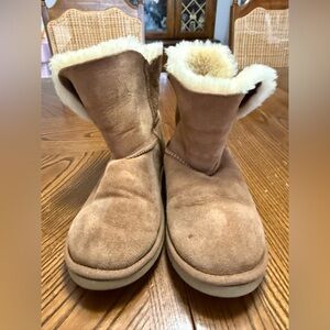 Ugg Australia Boots. Fair Condition. Size 8.5.